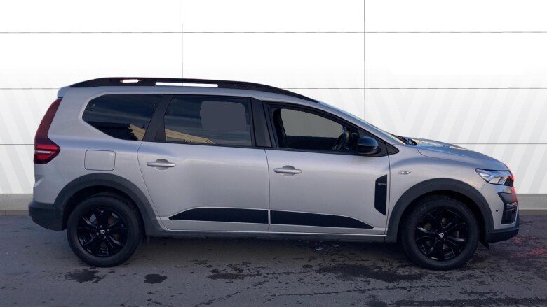 Dacia Jogger 1.0 TCe Extreme SE 5dr Petrol Estate